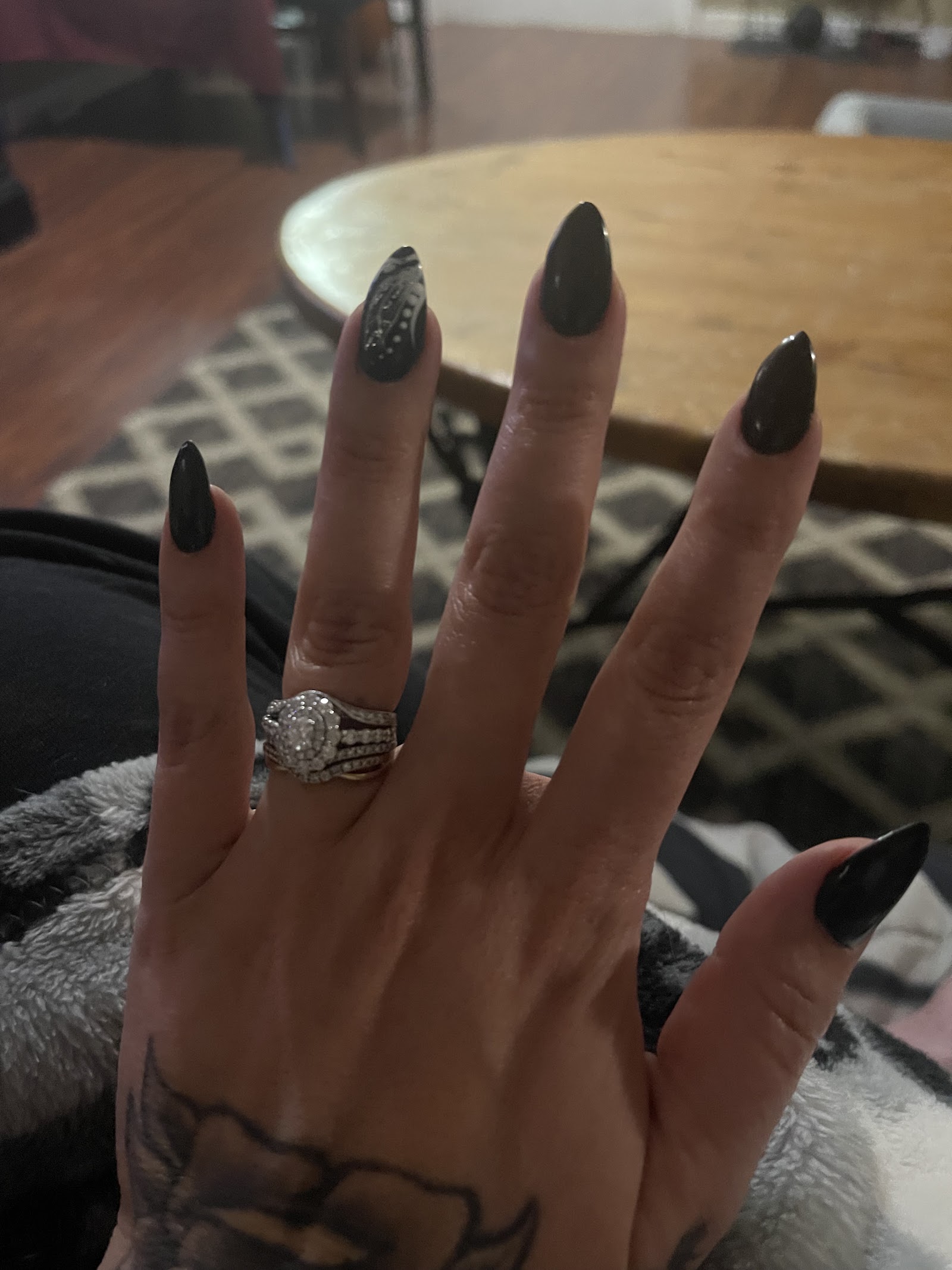 Nice Touch Nail logo